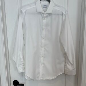 Calvin Klein Men's Crisp White Dress Shirt